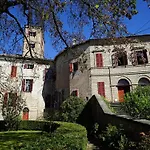 Charming Castle Stay, 別荘 Robella